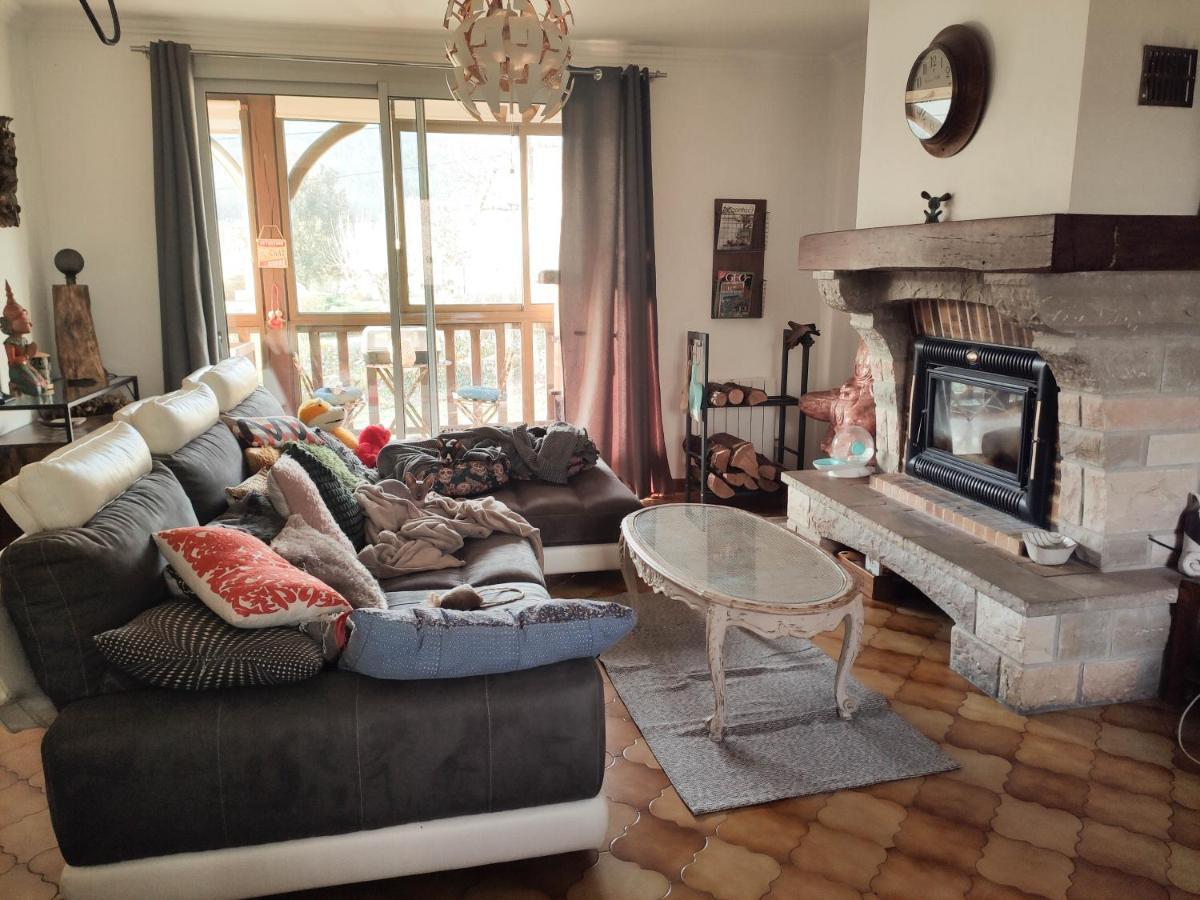 Les Des Chats Malicieux Bed & Breakfast Cajarc